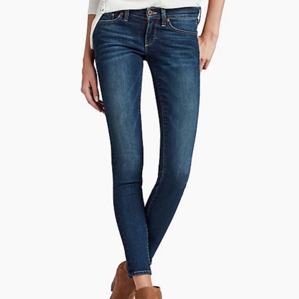 FREE GIFT! with Lucky Brand Charlie Skinny jeans